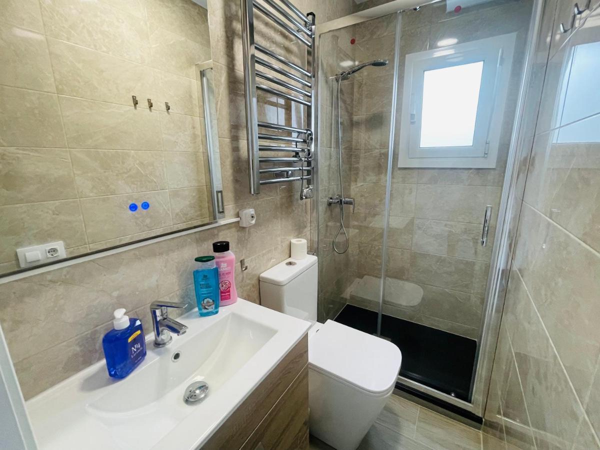 Barca 5 New Beach Apartment Sant Adria de Besos Dış mekan fotoğraf